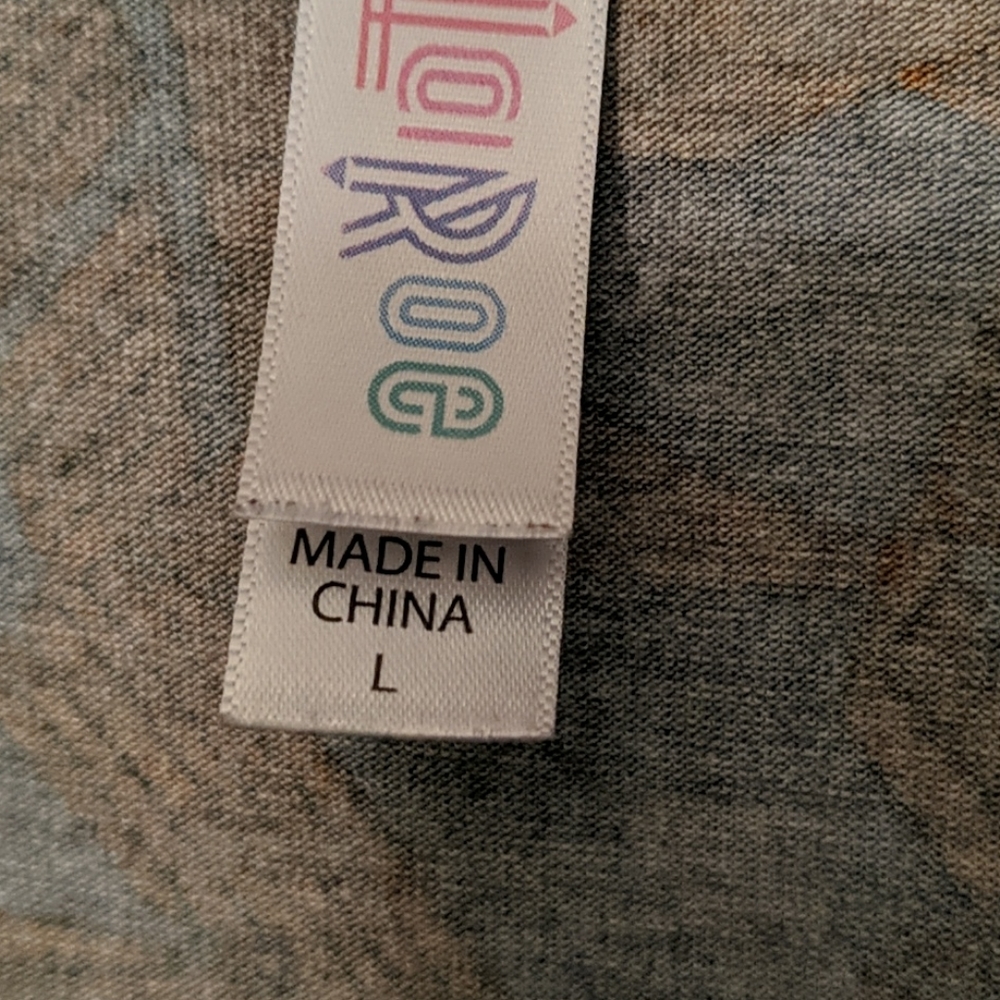 Top - Picture 2 of 2